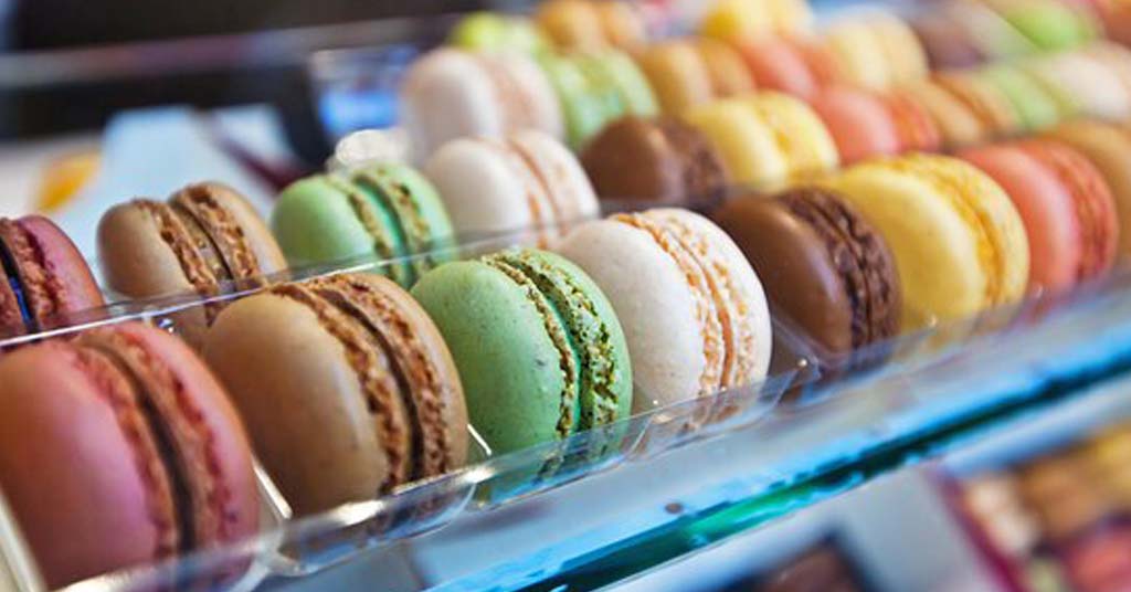 Жас жігіт аналардың порносын ұрады FTV қыздары бейнелерді көреді